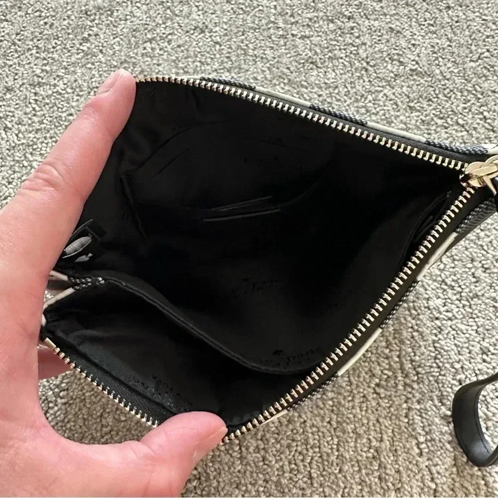 Kate Spade Chelsea Textured Gingham Printed Medium Nylon Zip Wristlet Wallet‎